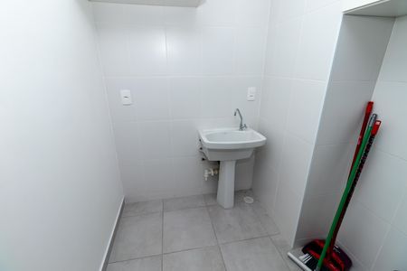 Apartamento à venda com 35m², 2 quartos e 1 vaga Apartamento à venda com 35m², 2 quartos e 1 vagaÁrea de Serviço