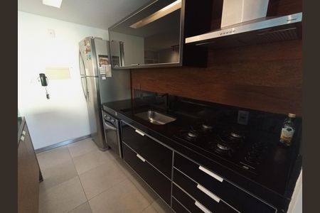 Apartamento à venda com 64m², 2 quartos e 1 vaga Apartamento à venda com 64m², 2 quartos e 1 vagaCozinha