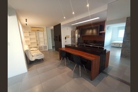 Sala de apartamento à venda com 2 quartos, 64m² em Barra da Tijuca, Rio de Janeiro