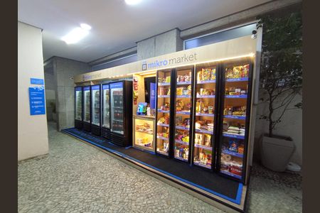 Apartamento à venda com 64m², 2 quartos e 1 vaga Apartamento à venda com 64m², 2 quartos e 1 vagaMercadinho