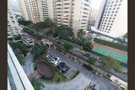 Apartamento à venda com 64m², 2 quartos e 1 vaga Apartamento à venda com 64m², 2 quartos e 1 vagaVista