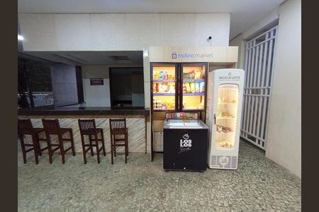 Apartamento à venda com 64m², 2 quartos e 1 vaga Apartamento à venda com 64m², 2 quartos e 1 vagaMercadinho