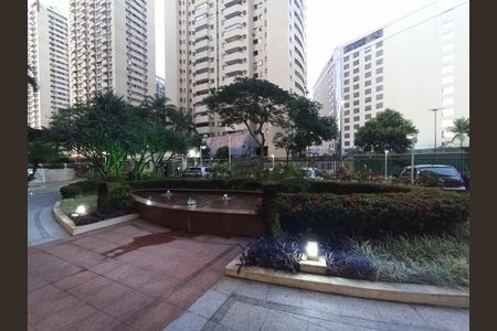 Apartamento à venda com 64m², 2 quartos e 1 vaga Apartamento à venda com 64m², 2 quartos e 1 vagaÁrea externa
