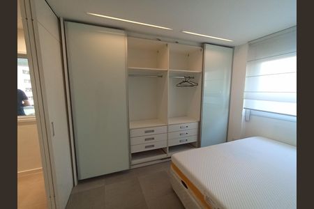 Apartamento à venda com 64m², 2 quartos e 1 vaga