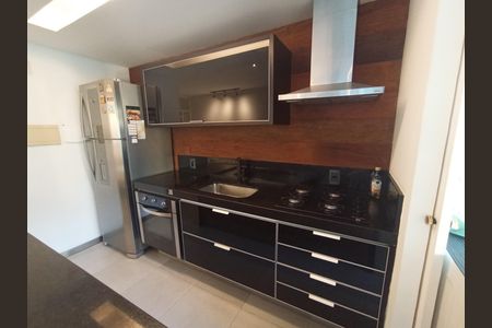 Apartamento à venda com 64m², 2 quartos e 1 vaga Apartamento à venda com 64m², 2 quartos e 1 vagaCozinha