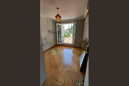 Casa à venda com 4 quartos, 480m² em Vila Campo Grande, São Paulo