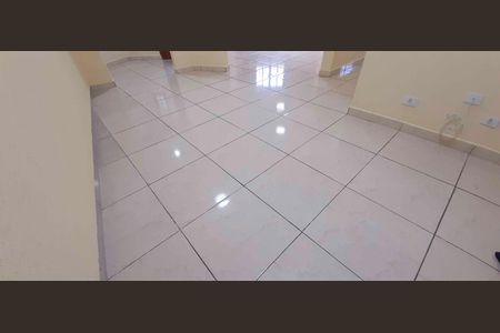 Casa para alugar com 60m², 2 quartos e 2 vagas