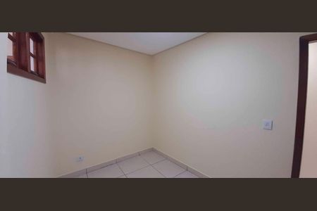 Casa para alugar com 60m², 2 quartos e 2 vagas