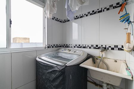 Apartamento à venda com 52m², 2 quartos e sem vagaCozinha e Área de Serviço