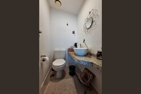 Apartamento à venda com 127m², 3 quartos e 2 vagas Apartamento à venda com 127m², 3 quartos e 2 vagasLavabo