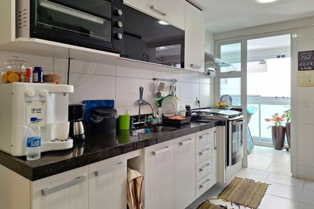 Apartamento à venda com 127m², 3 quartos e 2 vagas Apartamento à venda com 127m², 3 quartos e 2 vagasCozinha