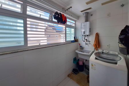 Apartamento à venda com 127m², 3 quartos e 2 vagas Apartamento à venda com 127m², 3 quartos e 2 vagasÁrea de Serviço