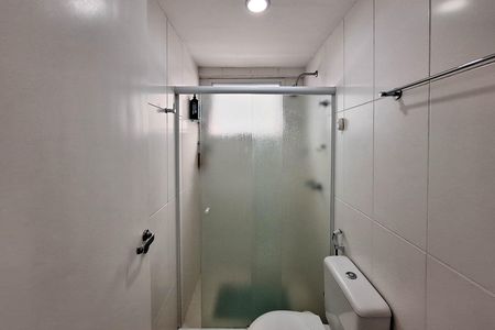 Apartamento à venda com 127m², 3 quartos e 2 vagas Apartamento à venda com 127m², 3 quartos e 2 vagasBanheiro da Suíte 2