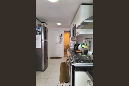 Apartamento à venda com 127m², 3 quartos e 2 vagas Apartamento à venda com 127m², 3 quartos e 2 vagasCozinha