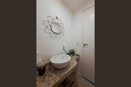 Apartamento à venda com 127m², 3 quartos e 2 vagas Apartamento à venda com 127m², 3 quartos e 2 vagasLavabo