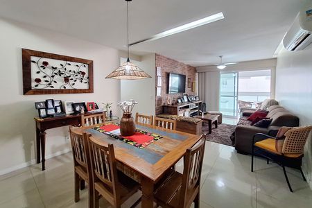Apartamento à venda com 127m², 3 quartos e 2 vagas Apartamento à venda com 127m², 3 quartos e 2 vagasSala