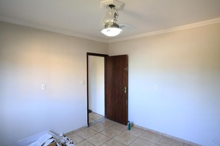Quarto de casa para alugar com 2 quartos, 55m² em Cachoeirinha, Belo Horizonte