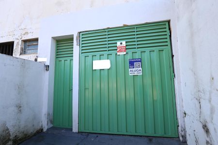 Casa para alugar com 55m², 2 quartos e 1 vaga Casa para alugar com 55m², 2 quartos e 1 vagaFachada