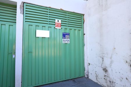 Casa para alugar com 55m², 2 quartos e 1 vaga Casa para alugar com 55m², 2 quartos e 1 vagaFachada com Plaquinha