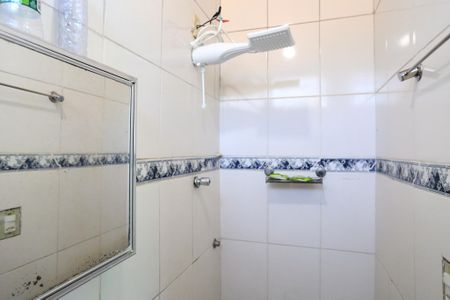 Banheiro de casa para alugar com 2 quartos, 55m² em Cachoeirinha, Belo Horizonte