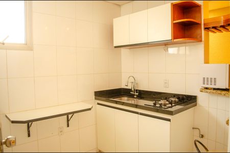 Cozinha de apartamento para alugar com 1 quarto, 53m² em Setor Central, Goiânia