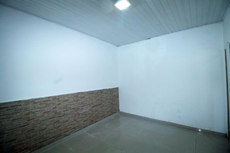 Casa para alugar com 74m², 1 quarto e 1 vagaQuarto