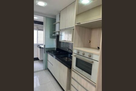 Apartamento para alugar com 60m², 2 quartos e 1 vaga