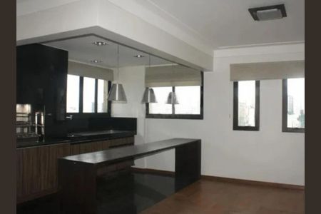 Apartamento para alugar com 200m², 3 quartos e 4 vagas