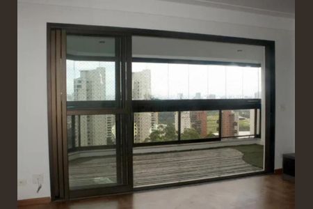 Apartamento para alugar com 3 quartos, 200m² em Paraíso do Morumbi, São Paulo