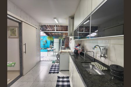 Casa de Condomínio à venda com 2 quartos, 78m² em Pechincha, Rio de Janeiro