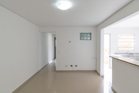 Sala  de casa para alugar com 2 quartos, 90m² em Cidade Domitila, São Paulo