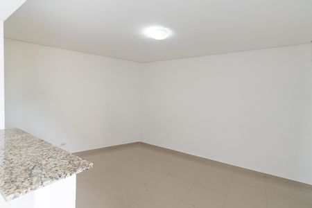 Casa para alugar com 90m², 2 quartos e 1 vaga Casa para alugar com 90m², 2 quartos e 1 vagaSala