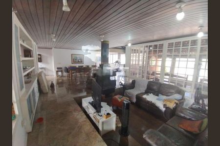 Casa para alugar com 4 quartos, 430m² em Vila Brandina, Campinas