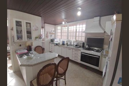 Casa para alugar com 4 quartos, 430m² em Vila Brandina, Campinas