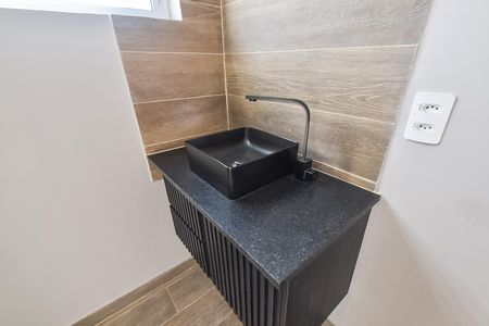 Apartamento à venda com 82m², 2 quartos e sem vaga Apartamento à venda com 82m², 2 quartos e sem vagaBanheiro