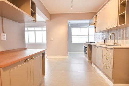 Apartamento à venda com 82m², 2 quartos e sem vaga Apartamento à venda com 82m², 2 quartos e sem vagaCozinha