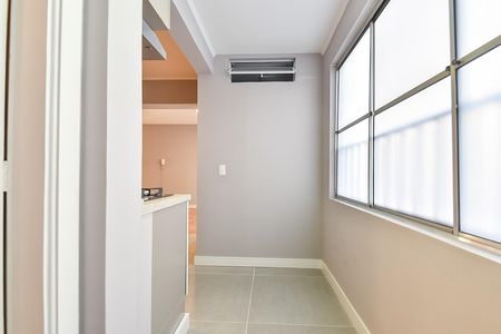 Apartamento à venda com 82m², 2 quartos e sem vaga Apartamento à venda com 82m², 2 quartos e sem vagaÁrea de serviço
