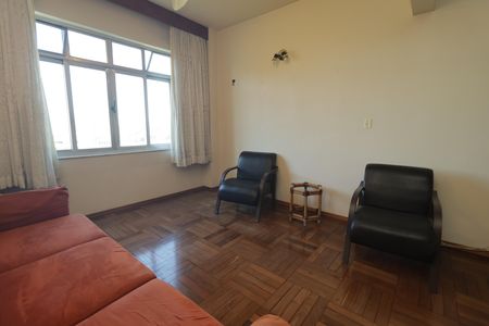 Apartamento à venda com 220m², 4 quartos e 2 vagasSala