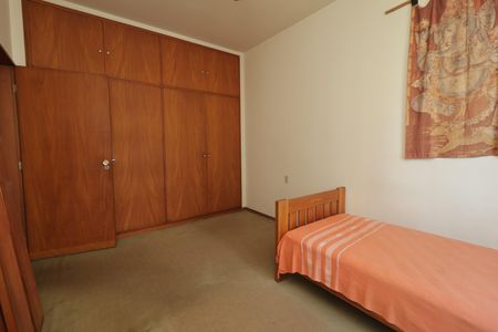 Apartamento à venda com 220m², 4 quartos e 2 vagasQuarto 2