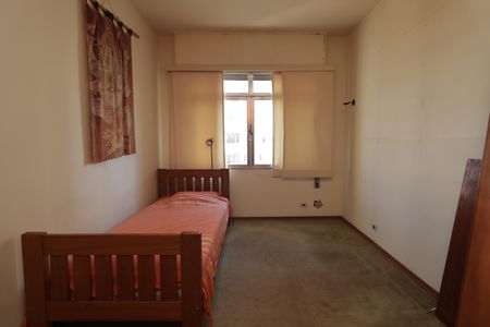 Apartamento à venda com 220m², 4 quartos e 2 vagasQuarto 2
