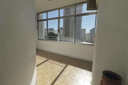 Apartamento à venda com 220m², 4 quartos e 2 vagasÁrea de serviço