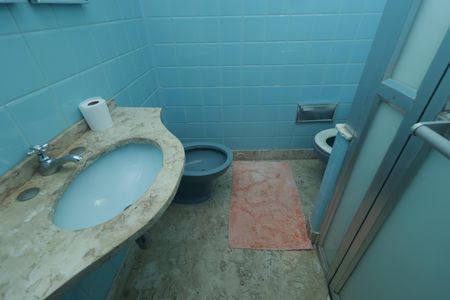 Apartamento à venda com 220m², 4 quartos e 2 vagasBanheiro social