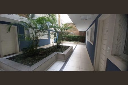 Apartamento à venda com 2 quartos, 45m² em Vila Carmosina, São Paulo