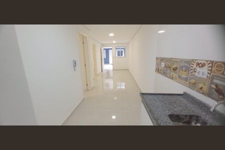 Apartamento à venda com 2 quartos, 45m² em Vila Carmosina, São Paulo