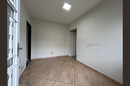 Casa à venda com 198m², 6 quartos e 5 vagas
