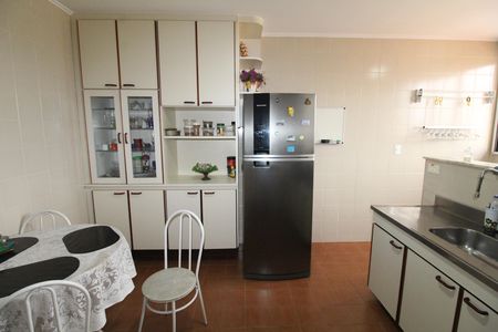 Apartamento para alugar com 80m², 2 quartos e 1 vagaCozinha