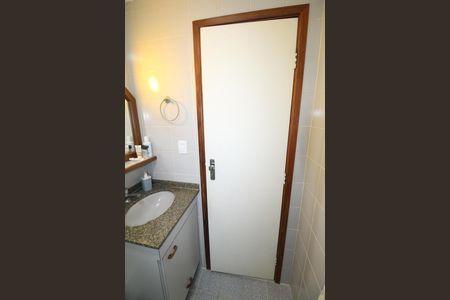 Apartamento para alugar com 80m², 2 quartos e 1 vagaBanheiro da Suíte
