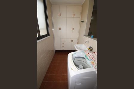 Apartamento para alugar com 80m², 2 quartos e 1 vagaÁrea de Serviço