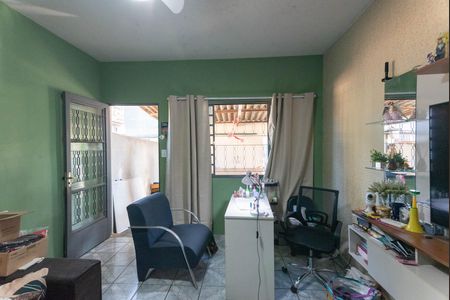 Sala de casa à venda com 2 quartos, 250m² em Parque Fazendinha, Campinas
