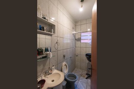Banheiro de casa à venda com 2 quartos, 250m² em Parque Fazendinha, Campinas